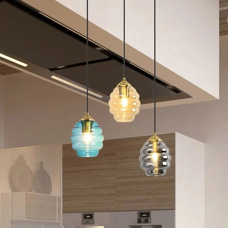 Suspension en verre nordique pour une salle à manger contemporaine | Marco Lucetti