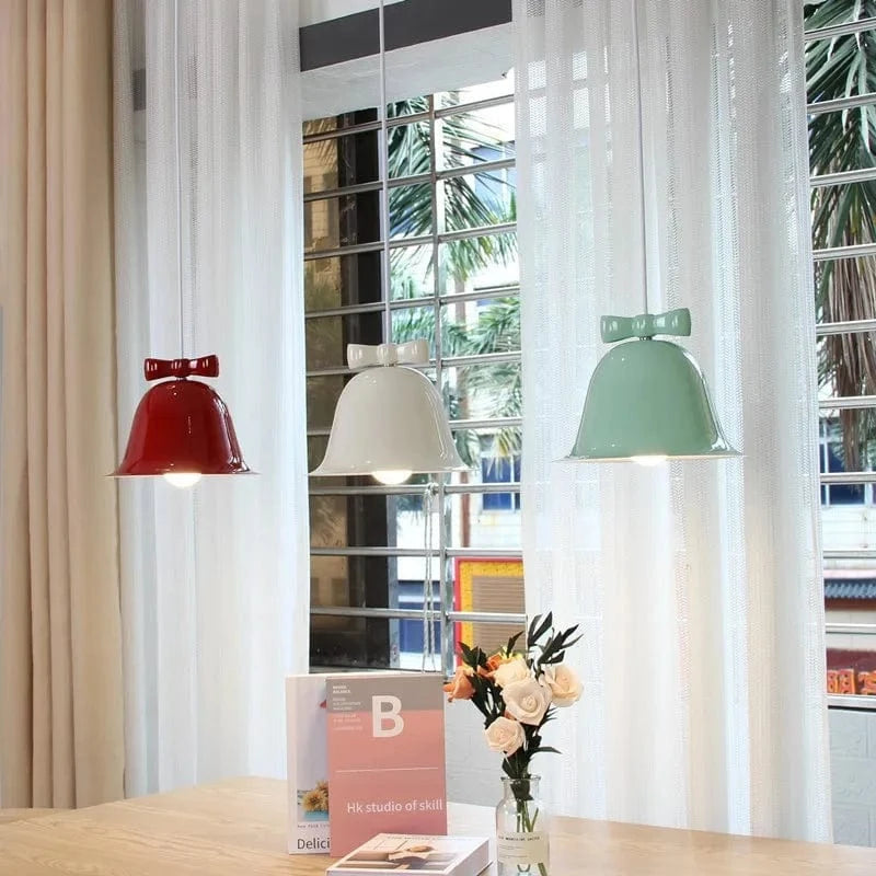 Suspension Enfants : Lampe Suspendue Nœud Papillon Colorée pour Salon ou Table de Bar | Marco Lucetti