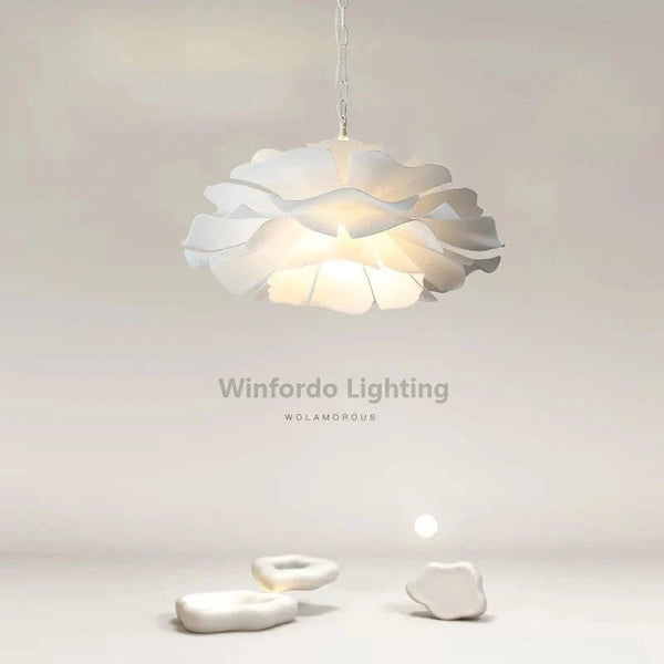 Suspension florale en acrylique | Marco Lucetti