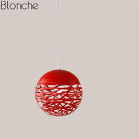 Suspension Hollow : Design Moderne et Troué | Marco Lucetti Rouge / 20cm