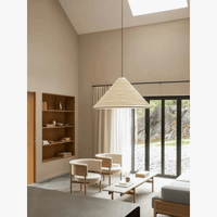 Suspension Japonaise en cône de papier de riz pour un salon de thé plein d'atmosphère | Marco Lucetti