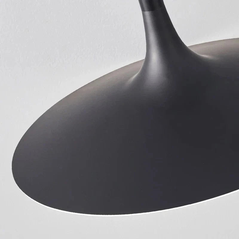 Suspension LED design conique noir | Marco Lucetti