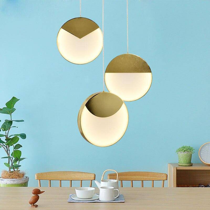 Suspension LED Dorée en Formes Arrondies | Marco Lucetti