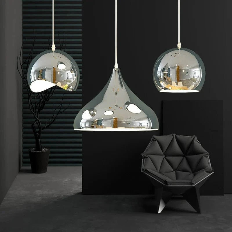 Suspension LED élégante à triple tête | Marco Lucetti