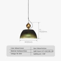 Suspension LED en verre au design nordique contemporain.