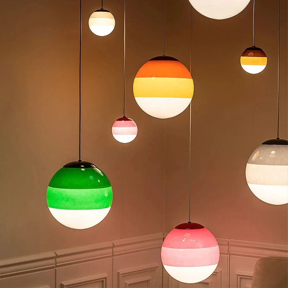 Suspension LED en verre inspiré du design nordique pour hôtellerie et chambre prestigieuse | Marco Lucetti