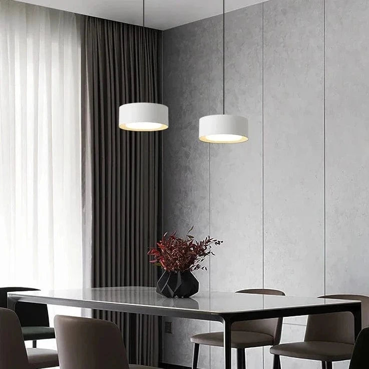 Suspension LED "Lumière Élégante" en acrylique noir et blanc | Marco Lucetti