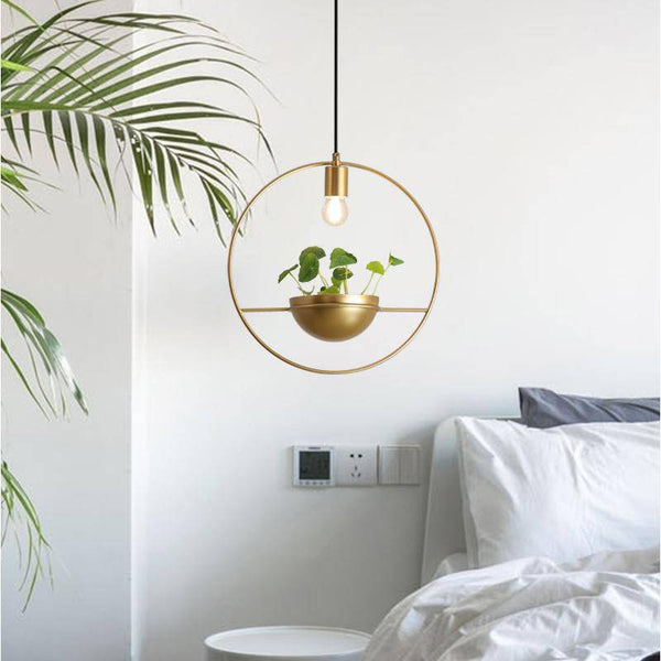 Suspension LED Luxe avec anneau doré et demi-sphère en métal | Marco Lucetti