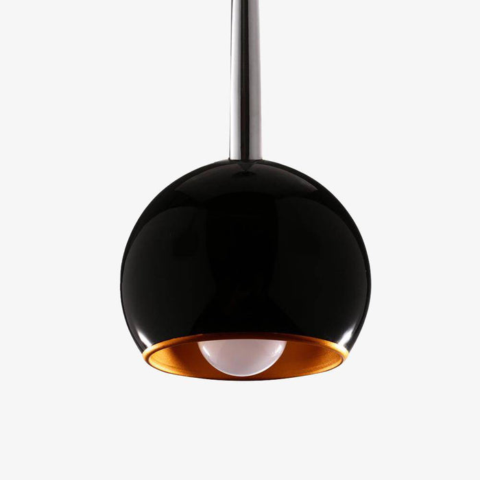 Suspension LED noire en boule nacrée | Marco Lucetti