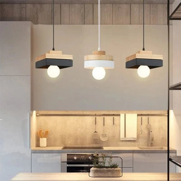 Suspension LED Nordique en Bois et Fer Noir de 18CM Carré - Idéal pour Salon, Chambre, Salle à Manger et Bureau | Marco Lucetti
