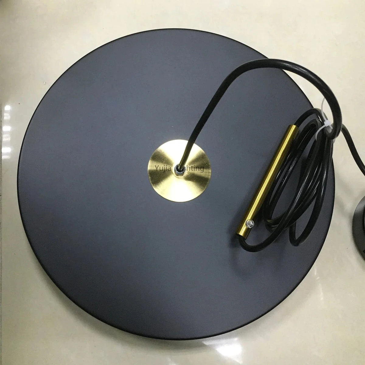 Suspension Led Nordique pour Îlot de Cuisine en Métal - Modèle Moderne Noir, Blanc et Bleu | Marco Lucetti