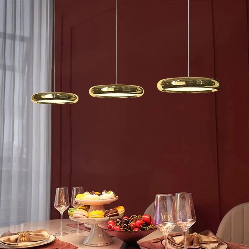 Suspension LED nordiques en fer avec 3 têtes chromées | Marco Lucetti