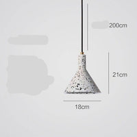 Suspension LED triangle en ciment terrazzo | Marco Lucetti Blanc / Froide