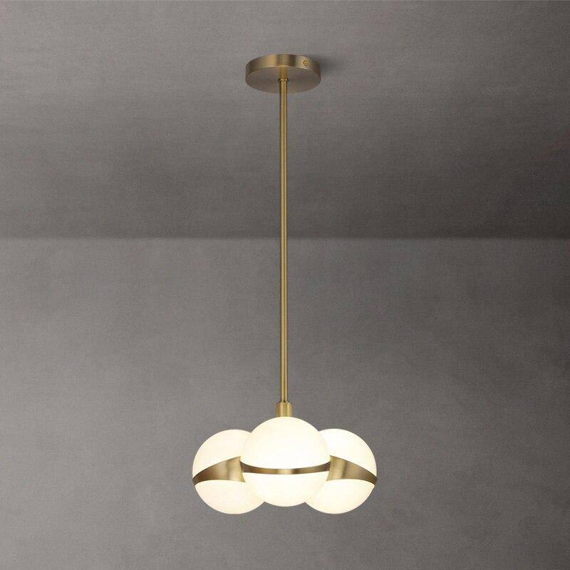 Suspension LED Tube Dorée avec Boules Blanches | Marco Lucetti