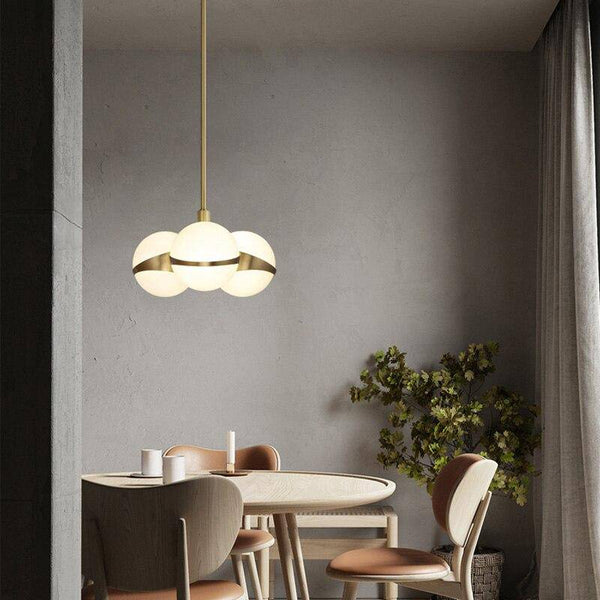 Suspension LED Tube Dorée avec Boules Blanches | Marco Lucetti