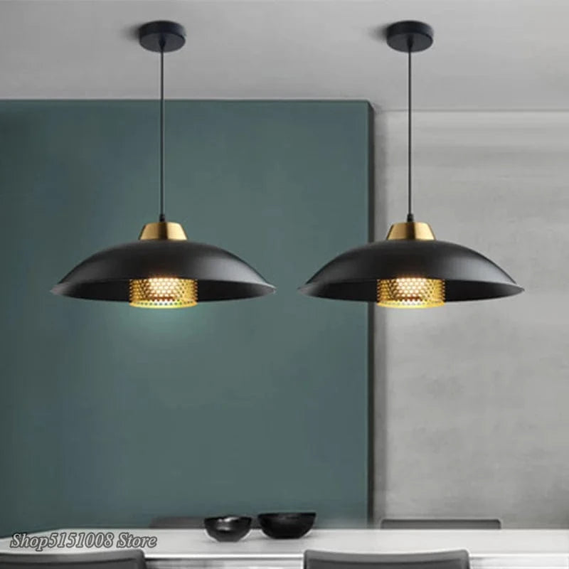 Suspension luminaire en fer style industriel vintage modernisé | Marco Lucetti Noir