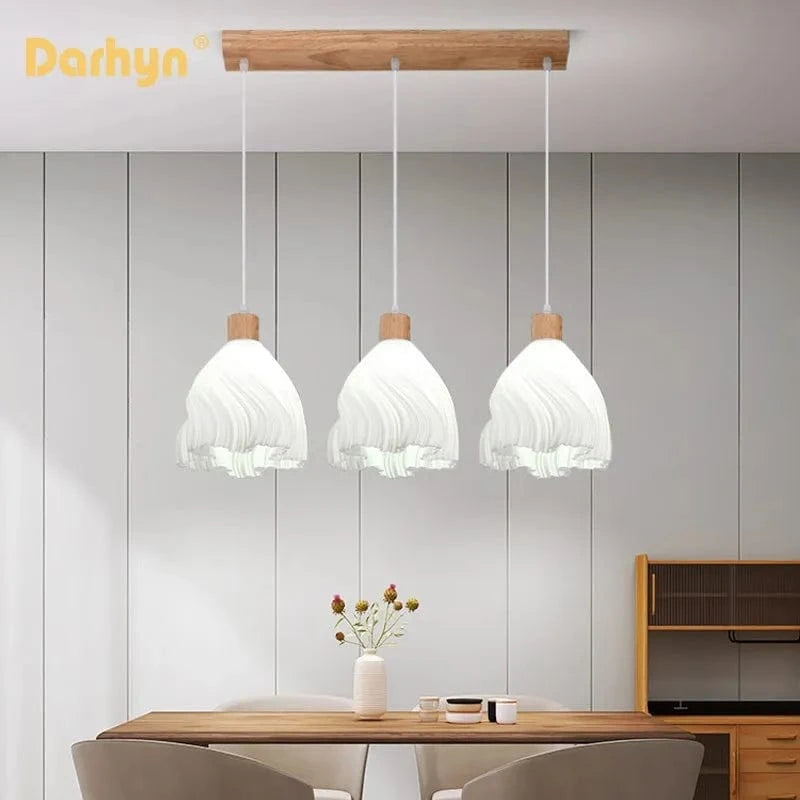 Suspension lumineuse en verre au design nordique innovant | Marco Lucetti