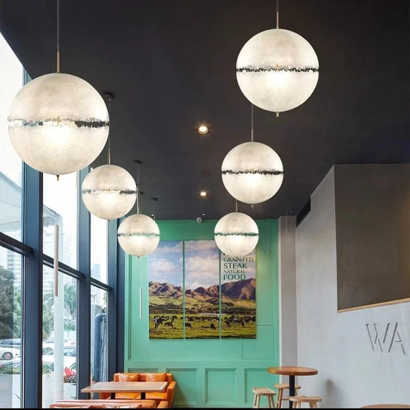 Suspension lune LED de style italien PostKrisi en fibre de verre | Marco Lucetti