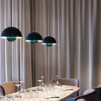 Suspension Maryana: Style Moderne, Abat-jour Demi-cercle Coloré | Marco Lucetti