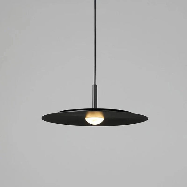 Suspension minimaliste nordique contemporaine | Marco Lucetti