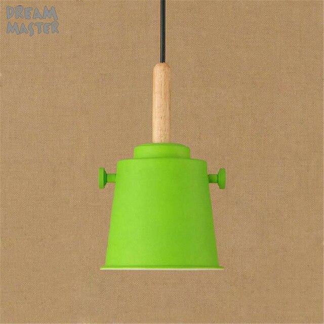 Suspension moderne colorée en bois WoodStick | Marco Lucetti Vert