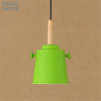 Suspension moderne colorée en bois WoodStick | Marco Lucetti Vert