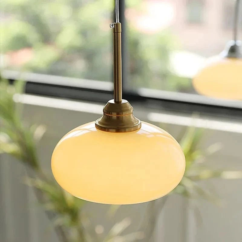 Suspension nordique blanc lait moderne Bauhaus pour cuisine et salle à manger - Suspensions déco maison | Marco Lucetti