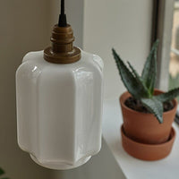 Suspension rétro Vinny en verre blanc. | Marco Lucetti