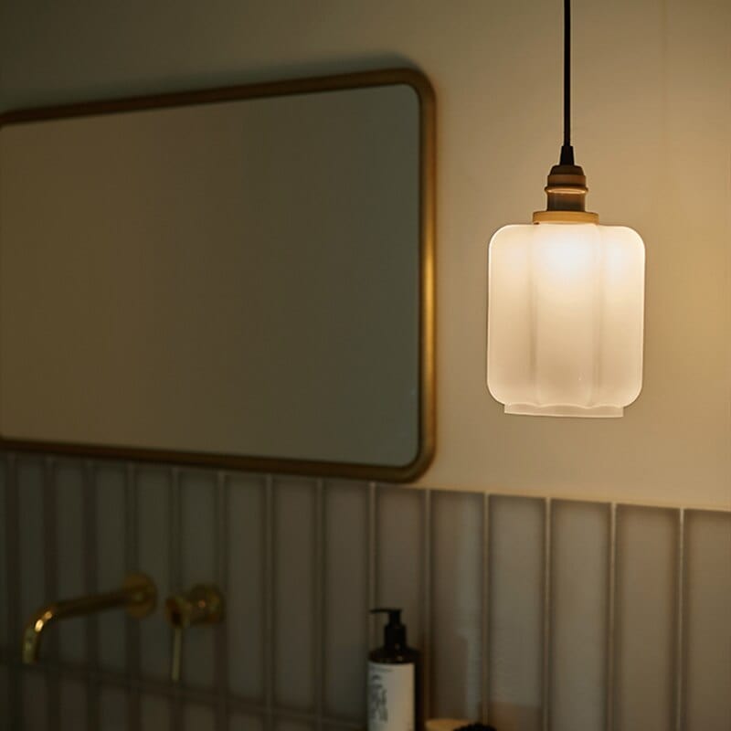 Suspension rétro Vinny en verre blanc. | Marco Lucetti