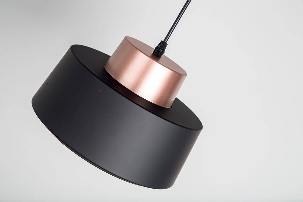 Suspension ronde en aluminium Shade - Disponible en Noir ou Blanc | Marco Lucetti