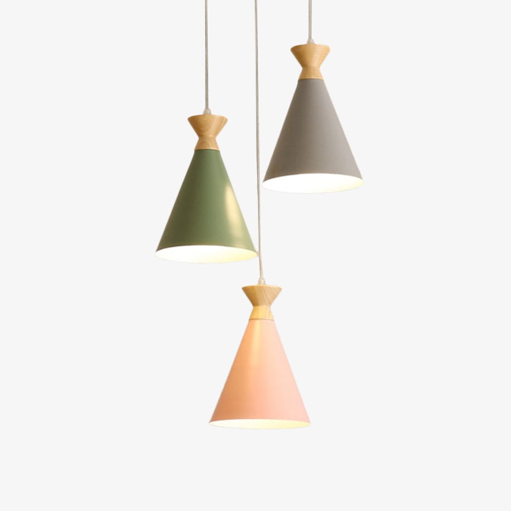 Suspension scandinave Avi en bois et abat-jour conique | Marco Lucetti