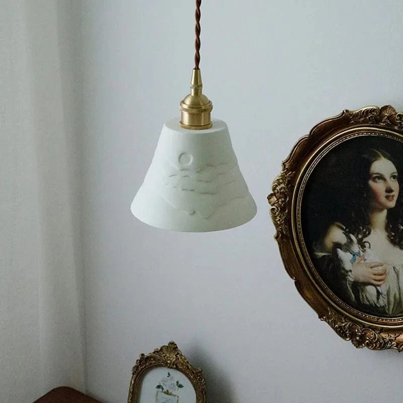 Suspension Style Japonais Zen en Céramique - Chez l'Habitant - Ambiance Montagne et Ombre - Chambre en Laiton avec Éclairage LED | Marco Lucetti