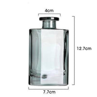 Vase en cristal coloré inspiré par la parfumerie | Marco Lucetti B / Cyan