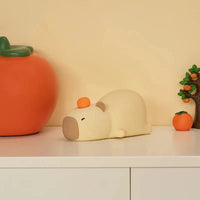 Veilleuse Capybara Enfant Dessin Animé - Lampe LED Rechargeable et Graduable - Idéal pour Chambre d'Enfant et Cadeau d'Anniversaire | Marco Lucetti