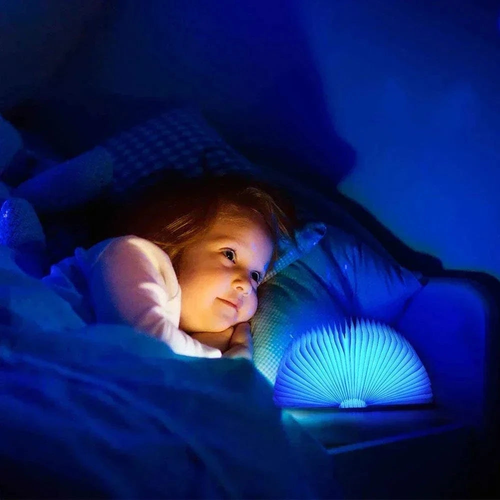 Veilleuse LED Pliante 3D Créative RGB - Recharge USB en Bois - Lampe de Table pour Chambre d'Enfant | Marco Lucetti
