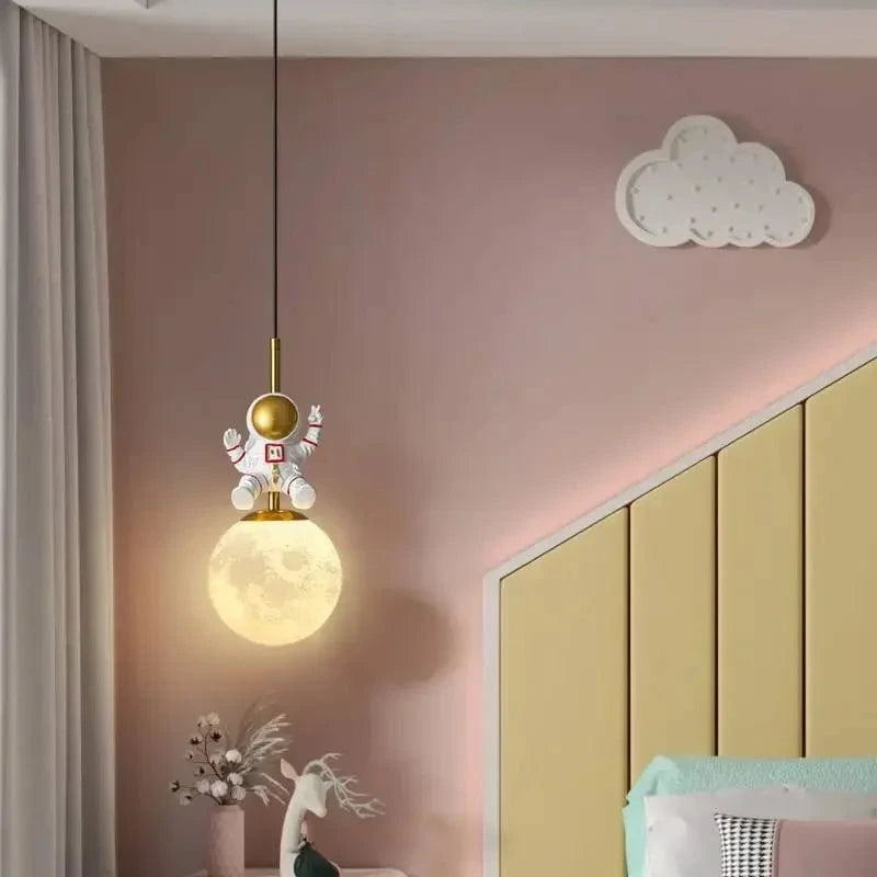 Veilleuse lunaire LED astronautique pour chambre d'enfant - Design moderne | Marco Lucetti